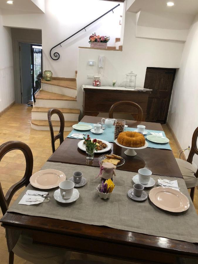 سرمونيتا B&B Le Principesse المظهر الخارجي الصورة