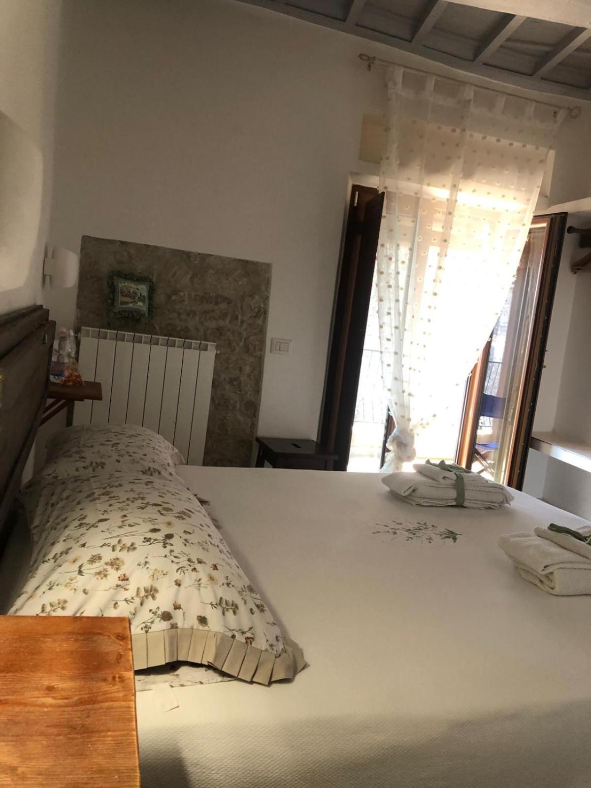 سرمونيتا B&B Le Principesse المظهر الخارجي الصورة